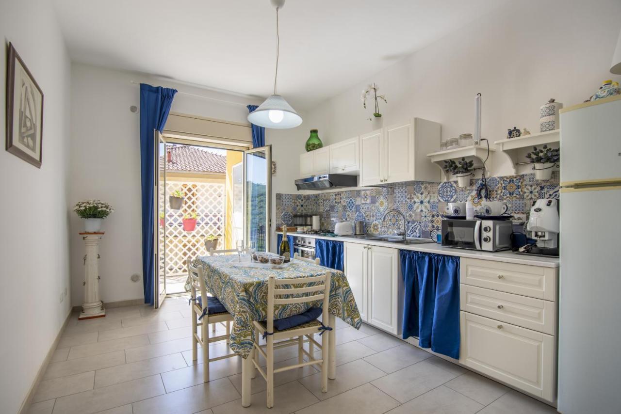 Etna Sicilian House Apartment Linguaglossa Bagian luar foto